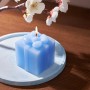 LADECOR Свеча ароматическая в виде подарка 6,5см, парафин, 2 цвета, аромат фрезиярозовый, голубой